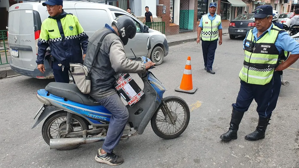 controles-motocicletas-7-scaled