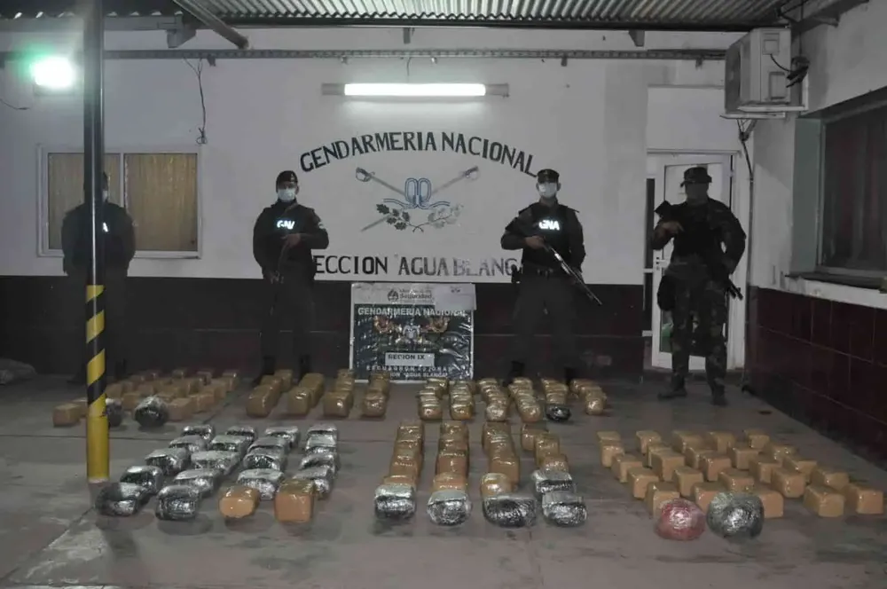 55a210_54994e1db4b5412abfcb006933c1d31a~mv2