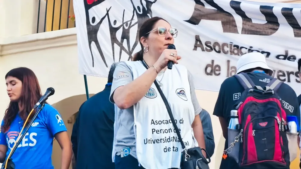 multimedia.grande.afbd8fef60a55824.Z3JhbmRlLndlYnA=