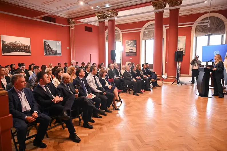 CASA ROSADA DIPUTADOS