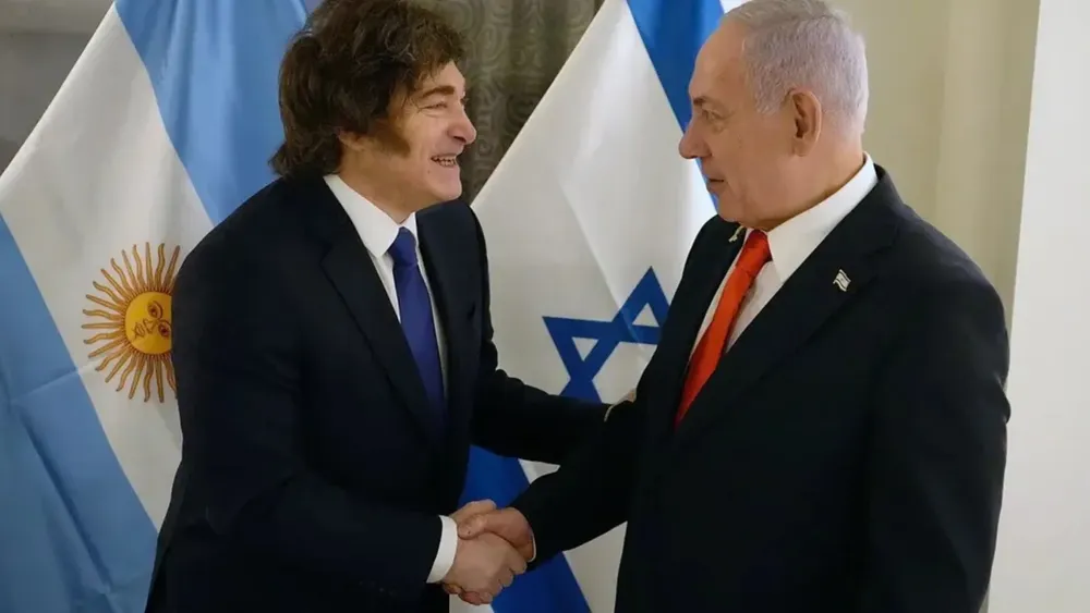 Copia de PORTADAS YOUTUBE - 2025-11-25T210538.613