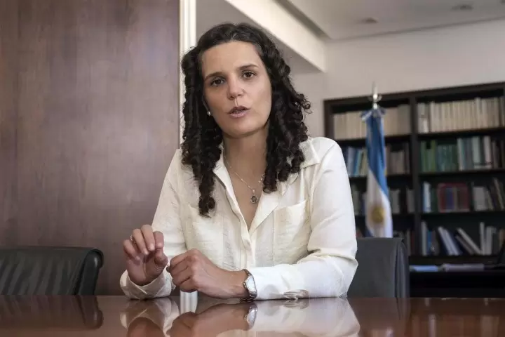 33d8c8f7a626efa23818d0fb52f9b5cf_M