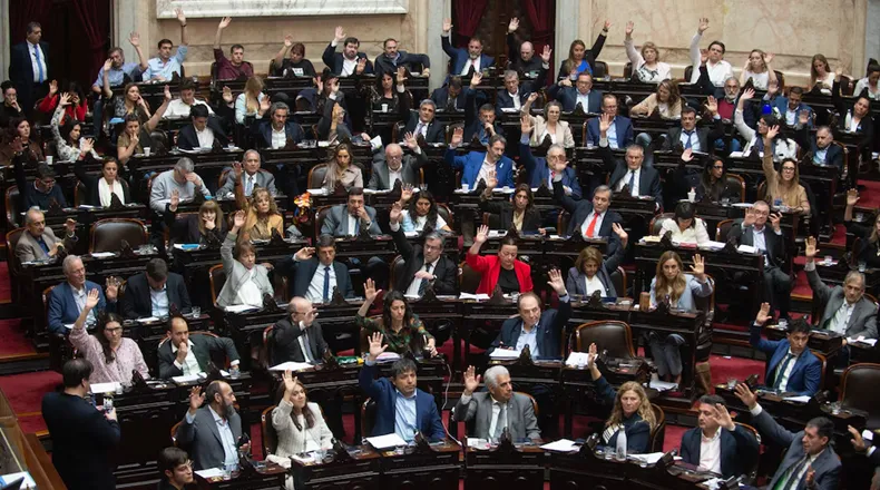 DIPUTADOS