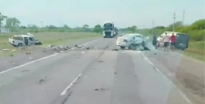 DeWatermark.ai_1760621483740