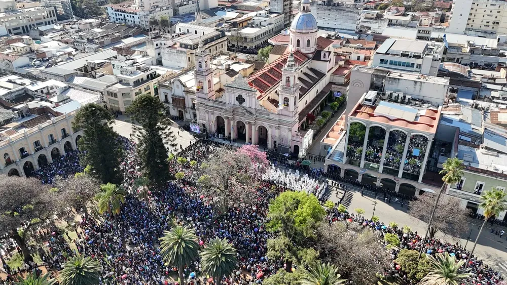 imagenes-procesion-del-milagro-2025-2