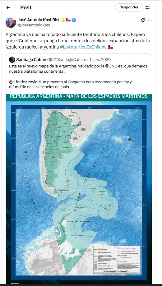 tuit-de-kast-sobre-la-antartida-2138814