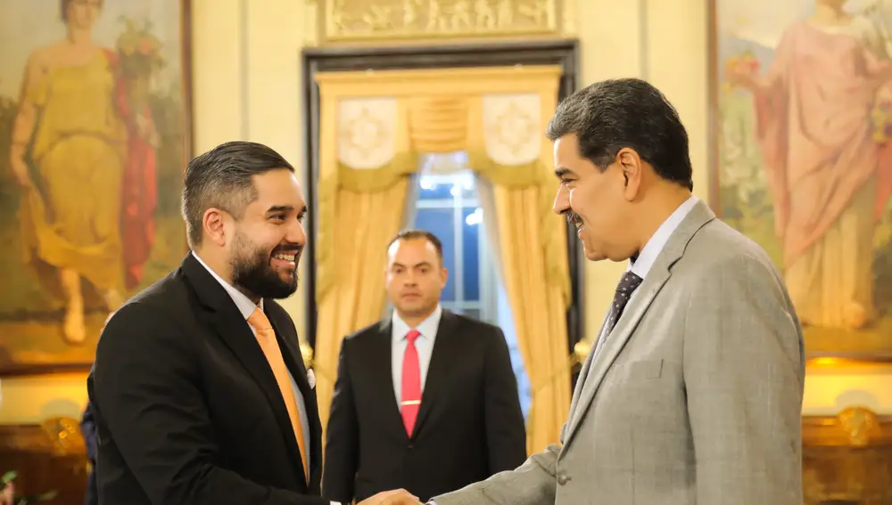 presidente-venezolano-nicolas-maduro-mientras-reune-nicolas-maduro-guerra-caracas-venezuela-presidente-venezuela-nicolas-maduro-llamo-este-miercoles-g_58