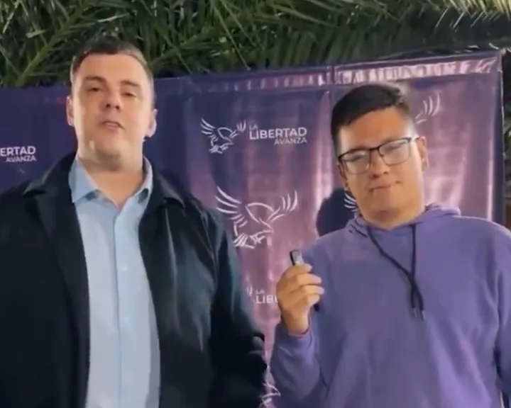 Fuentes del centro asistencial afirmaron que la expugilista debió ser intervenida de urgencia con el propósito de bajarla una inflamación que sufrió en el cerebro.